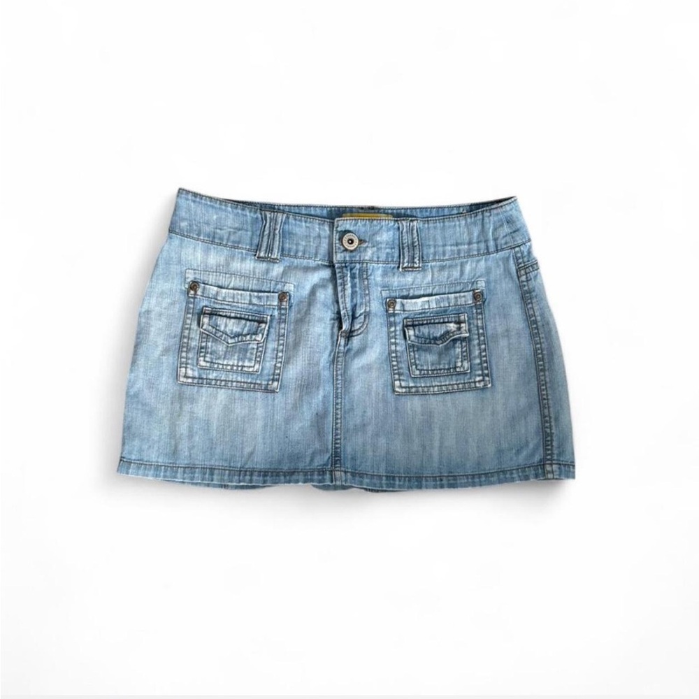 Vintage Y2K light wash denim jean mini skirt